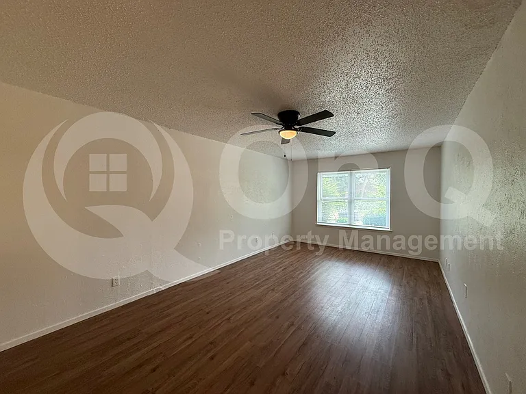 410 Bryan St #17 — Photo 13