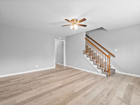 4th image of 114 Cunningham Pl APT A