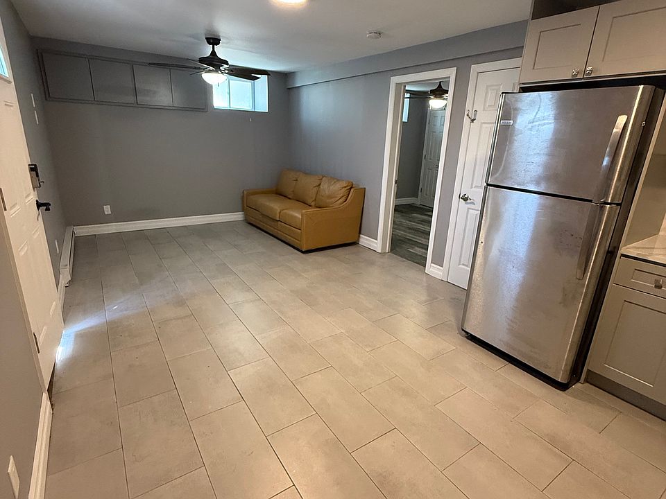 1st image of 33 Hart Ave APT 1