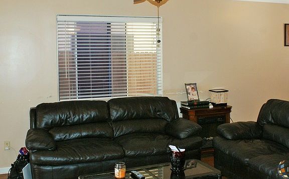 3rd image of 2051 W Orange Ave