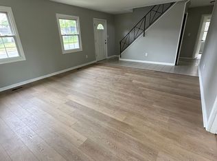 35 Medford Ln, Willingboro, NJ 08046