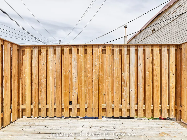363 Barton St E #3 — Photo 9