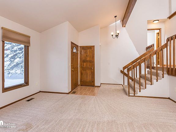 4th image of 19506 Ostovia Cir