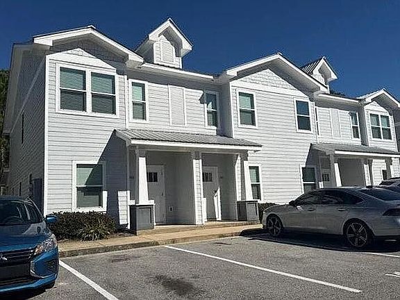 3rd image of 148 N Sand Palm Rd