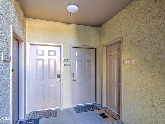 3rd image of 18416 N CAVE CREEK Road #1019