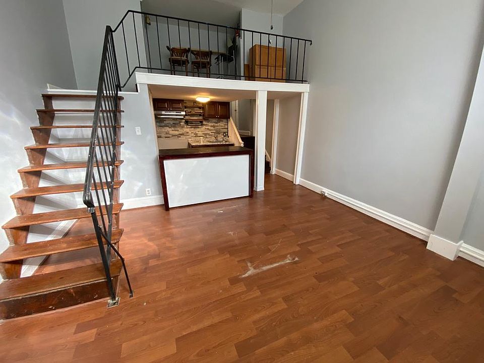 1st image of 203 S 45th St #203