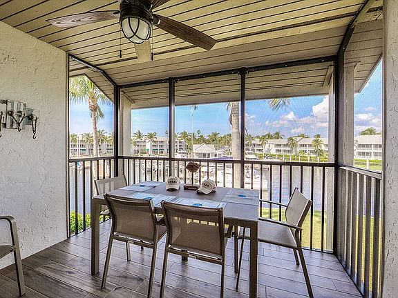 3rd image of 808 Marina Villas