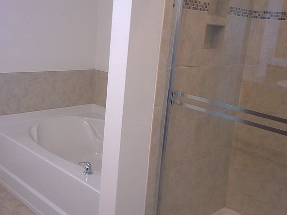 5th image of 1368 Lexington Sq SW