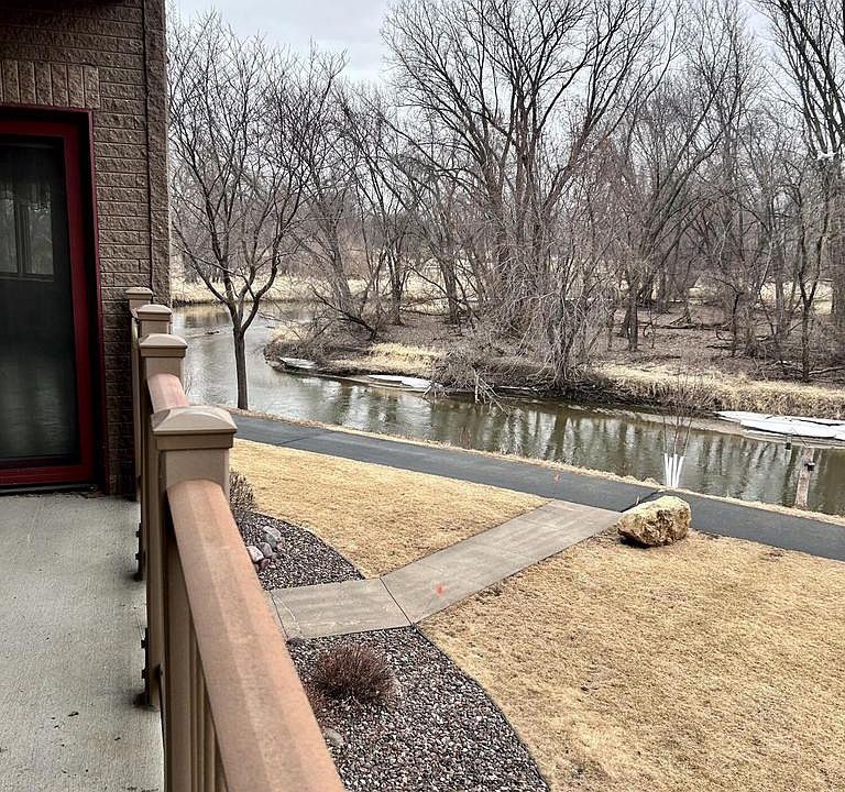 1st image of 14 Copeland AVENUE #105