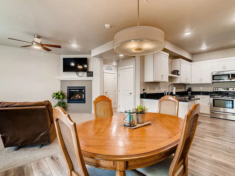 2608 Kansas Dr #B113 — Photo 18