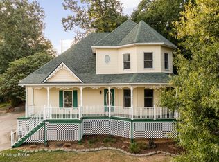 7714 Manslick Rd, Louisville, KY 40214