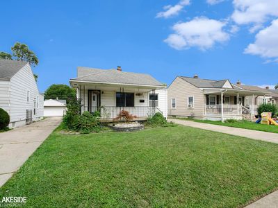 18969 Woodside St, Harper Woods, MI, 48225