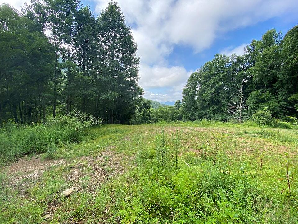 1st image of 25 Johanna Dr