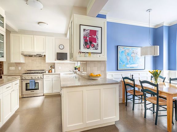 3rd image of 315 W 106th St APT 5A