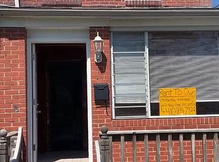 426 Chestnut Ct, Dundalk, MD 21222