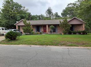 106 Clarence Dr, Gulfport, MS 39503