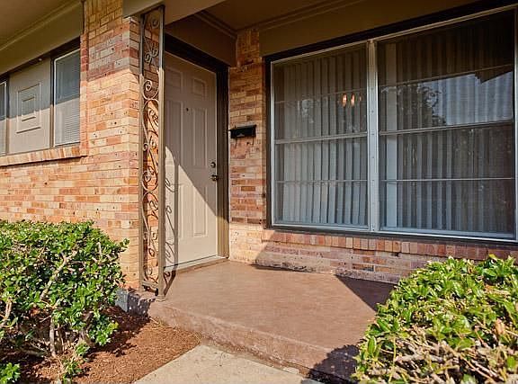 2nd image of 13659 Pyramid Dr