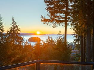 1372 Ivor Rd, Nanaimo, BC V9X 1P7