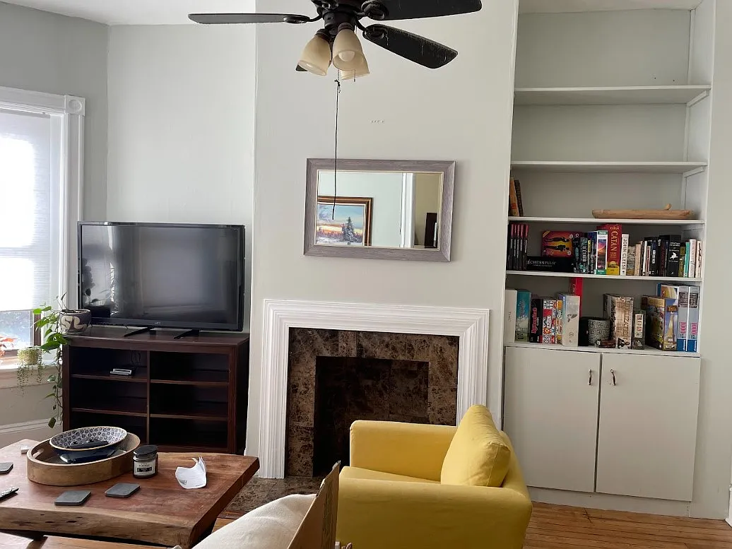 3 bed, 3.5 bath, 1600 sqft, $3,979 — Photo 2
