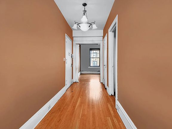 5th image of 170 2nd Ave APT 1A