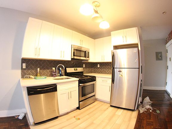 3rd image of 480 Concord Ave #5D-1