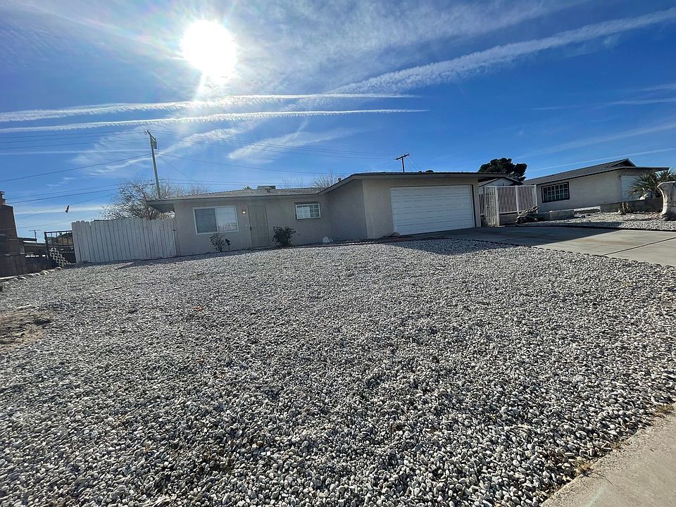 1st image of 16417 La Paz Dr