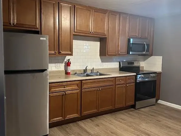 9608 Holy Cross Ln, Breese, IL 62230