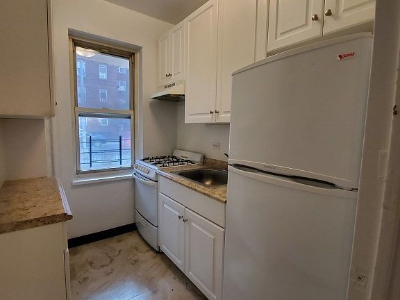 5th image of 6561 Saunders St APT 1K