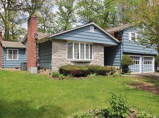 182 Woody Ln, Fairfield, CT 06825
