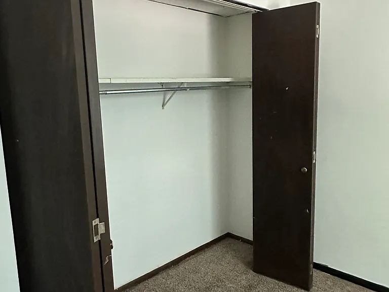 248 E Oak Cliff Ct #5 — Photo 11