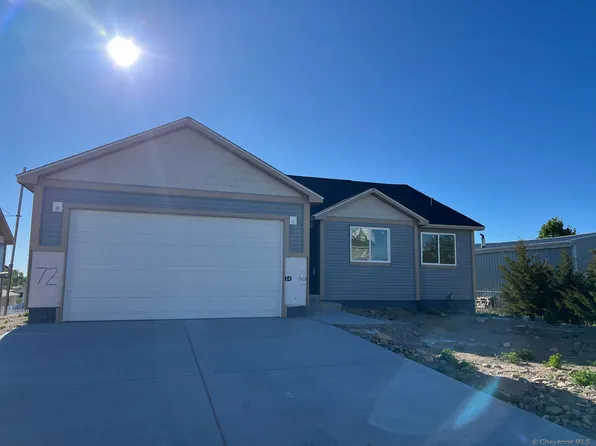 74 26th St, Wheatland, WY 82201