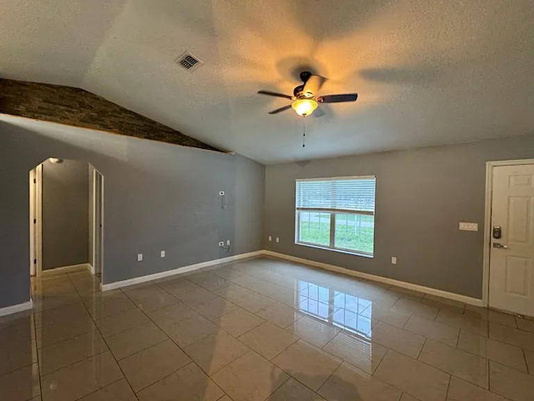 6760 Cherry Rd — Photo 5