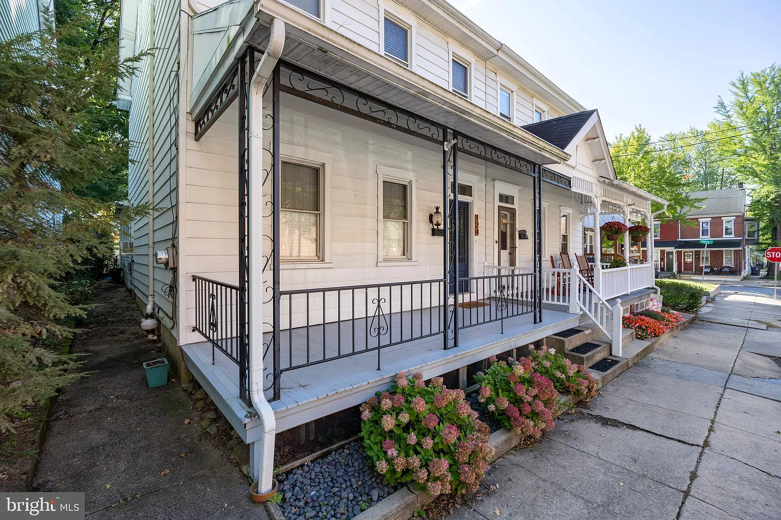 124 S Franklin St photo 1