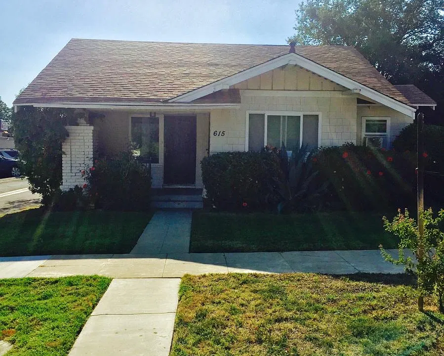 Cute, Cozy Craftsman