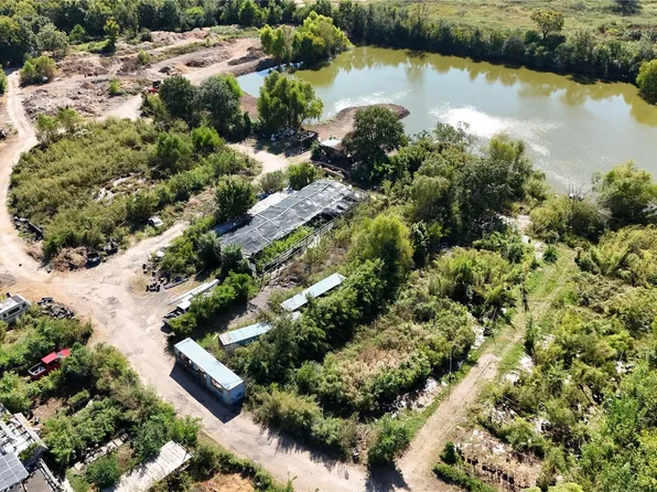 10815 Leitz Rd, Houston, TX 77075