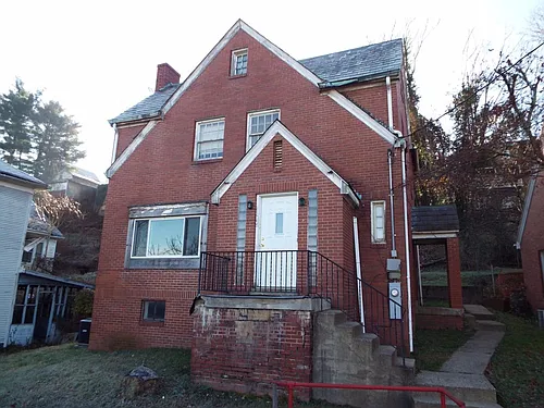 409 S Chestnut St Photo 1