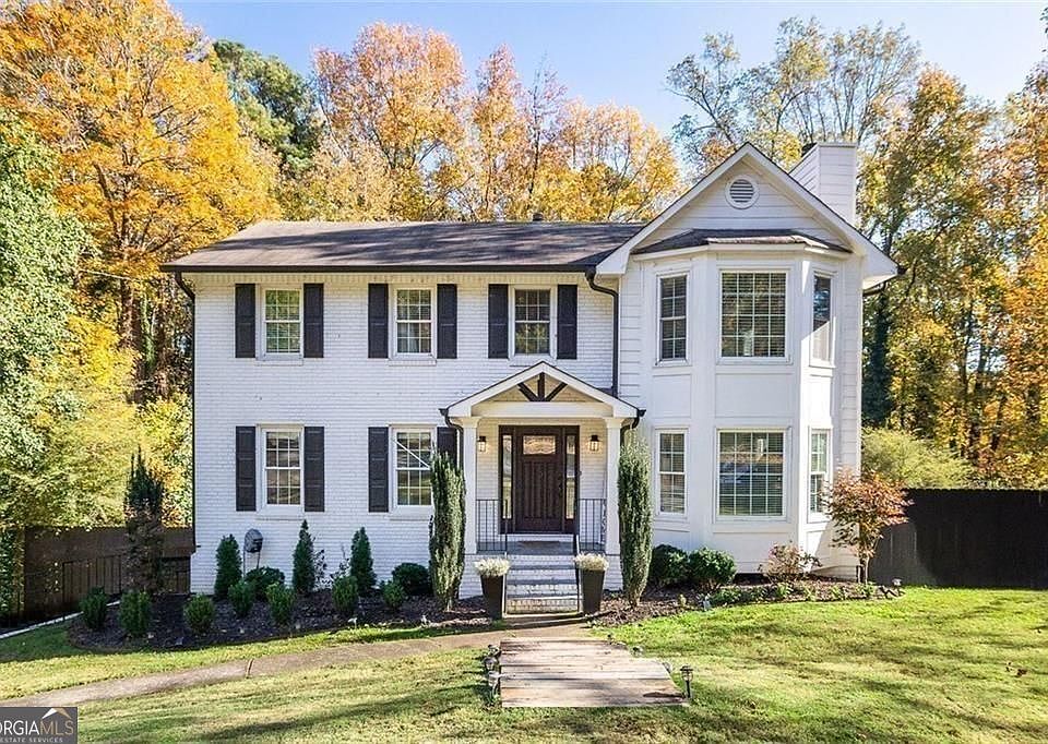 1st image of 10905 Shallowford Rd