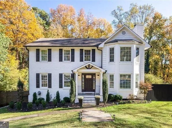 10905 Shallowford Rd, Roswell, GA 30075