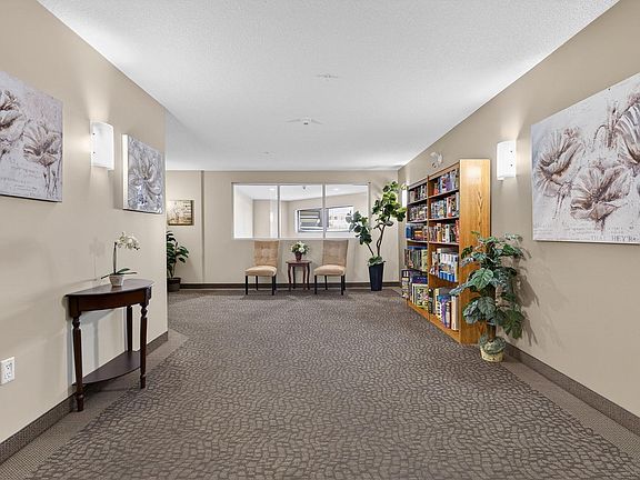 5th image of 400 Palisades Way #222