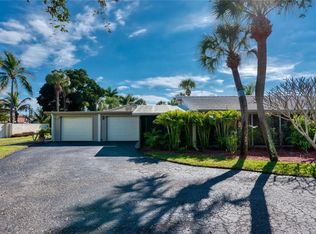 212 Hourglass Way #V-3, Sarasota, FL 34242