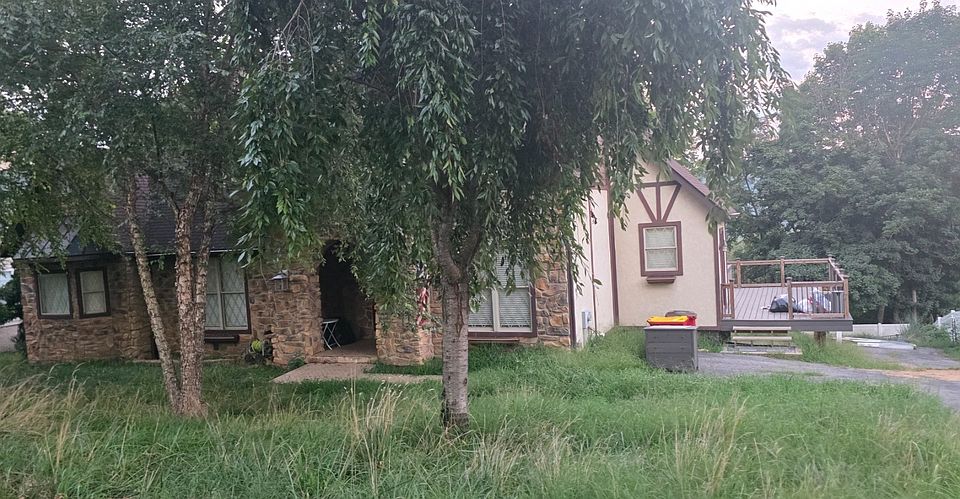 2nd image of 330 Prospect Ave