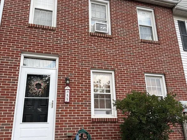 55 Hilldale Dr, Ephrata, PA 17522