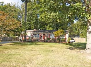 11 Church Rd, Newport News, VA 23606