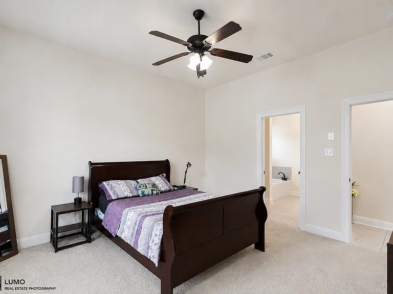 631 Riverscape Dr — Photo 10