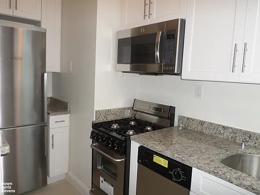 Rented by Brown Harris Stevens | media 3