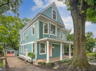 4049 34th St, Mount Rainier, MD