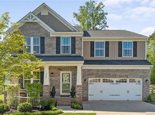 734 Ryans Pl, Fort Mill, SC 29715