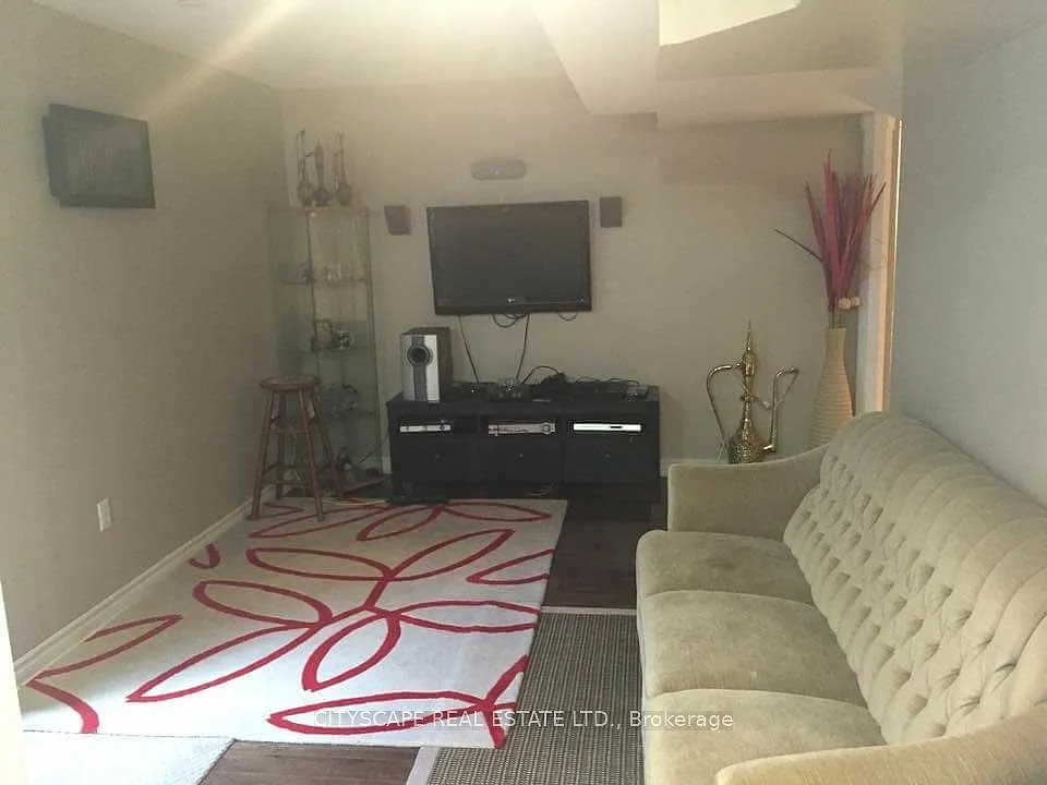 2 bed, $1,750 — Photo 2