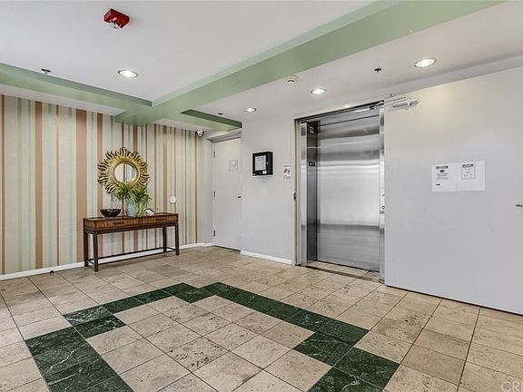 2nd image of 11124 Burbank Blvd APT 204