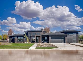 640 N Delehaye Ave, Eagle, ID 83616